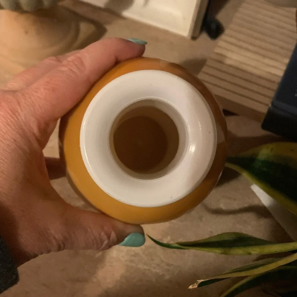 1981 Avon Spring Bouquet Fragrance Vase Amber Yellow Vinyl